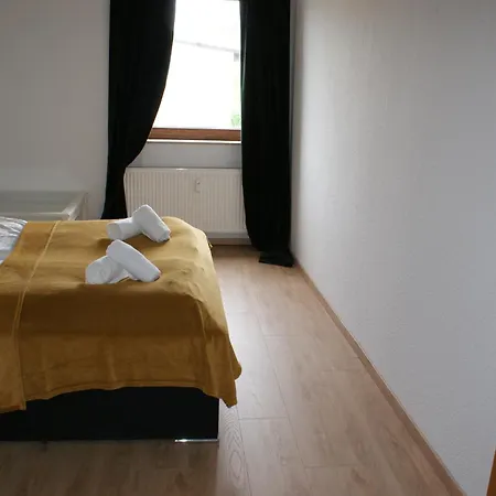 Gemuetliche In Ottersleben, Wlan, Netflix Lägenhet *